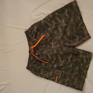 RS SURF Men's Size XL Camouflage Print‎ Swim Trunks